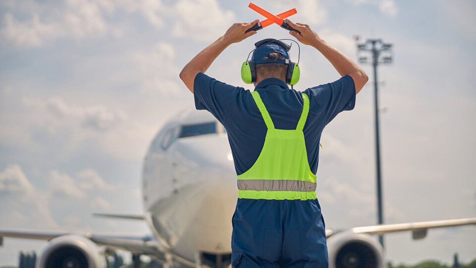 IATA - Aircraft Marshalling and Ramp Hand Signals - Hyderabad Aviation ...